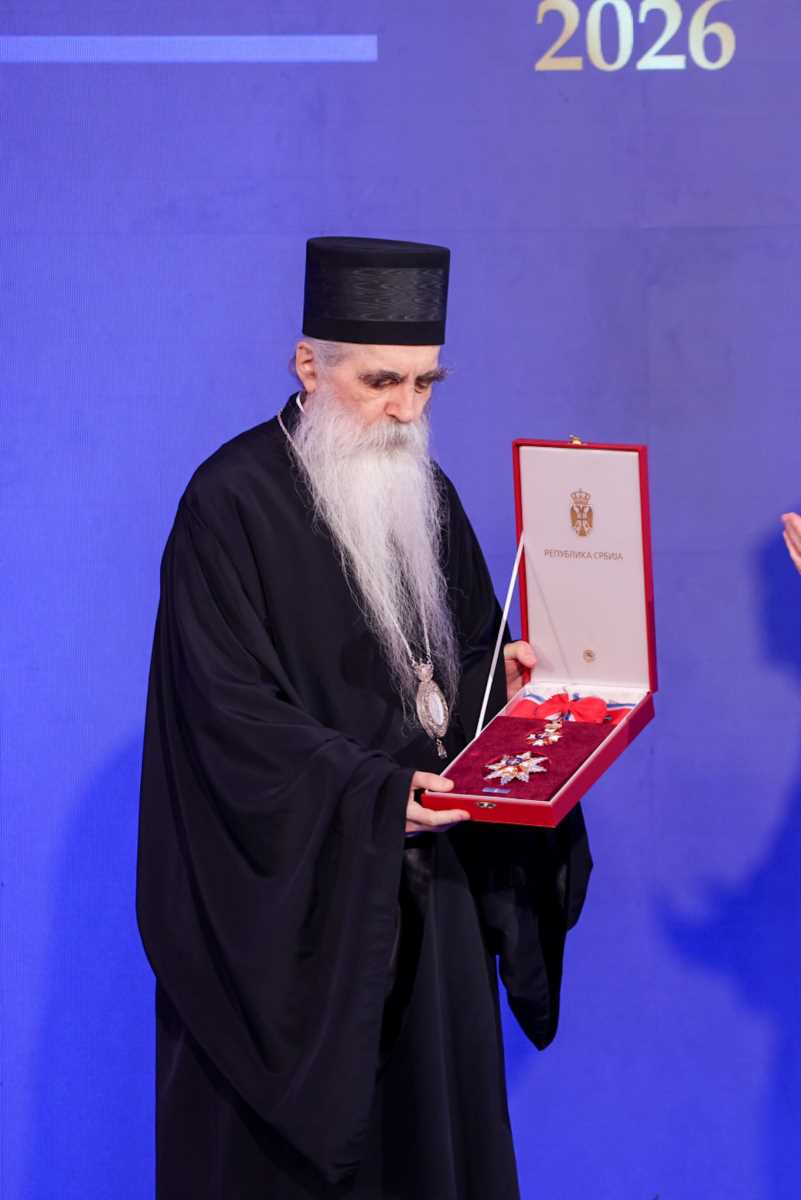 Irinej Bulović Aleksandar Vučić Sretenje Dan državnosti odlikovanja ordenje Sretenjsko ordenje (4).jpeg