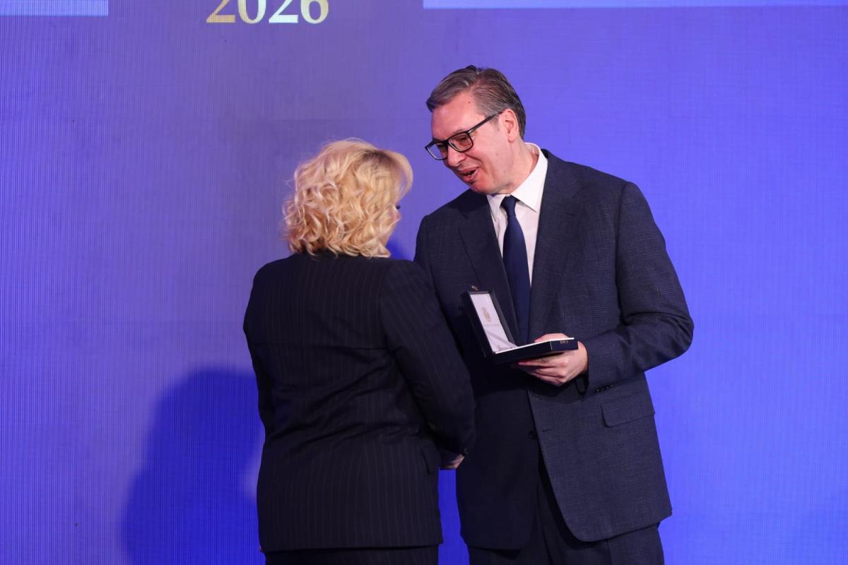 Aleksandar Vučić Snežana Đurišić Sretenje Dan državnosti odlikovanja ordenje Sretenjsko ordenje (2).jpeg