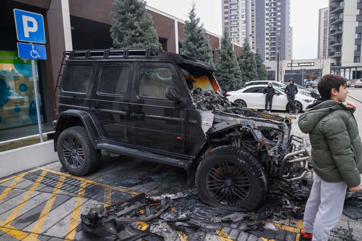 Baka Prase zapaljen automobil (10).jpeg