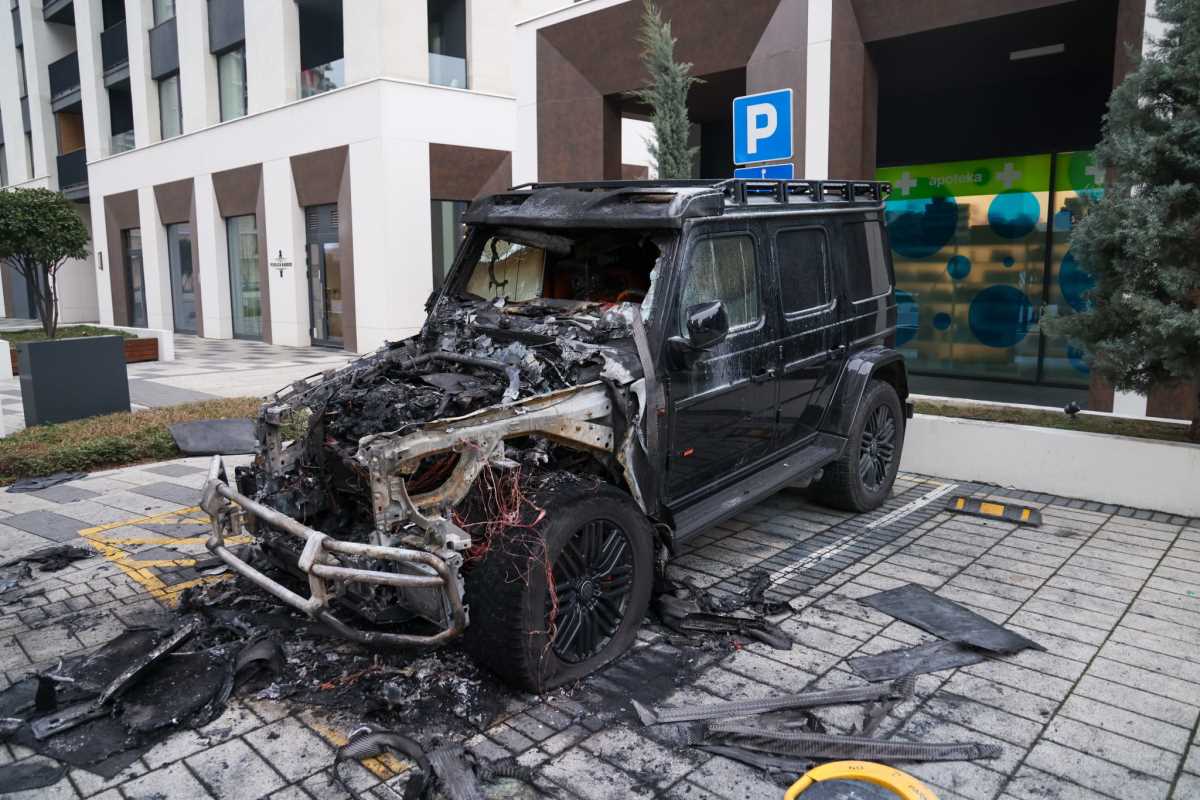 Baka Prase zapaljen automobil (11).jpeg