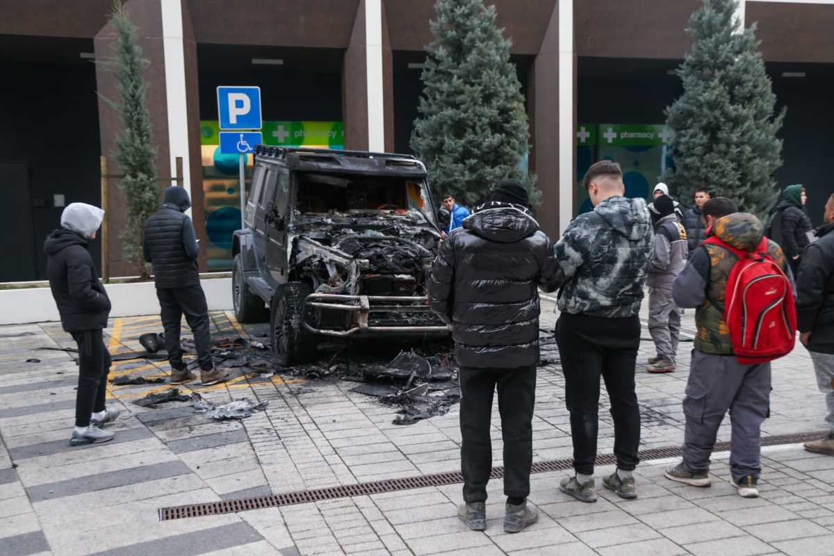 Baka Prase zapaljen automobil (5).jpeg