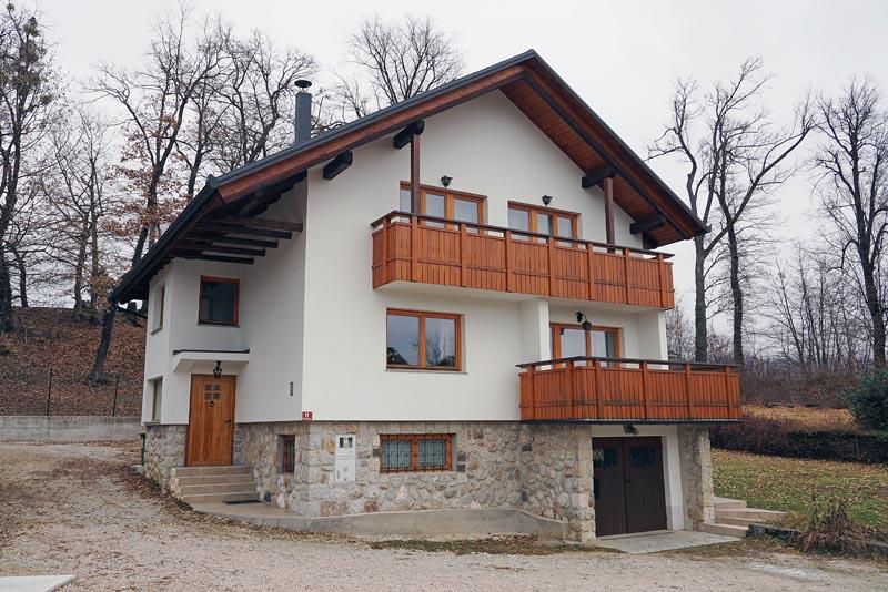 Bled stazama Riklija