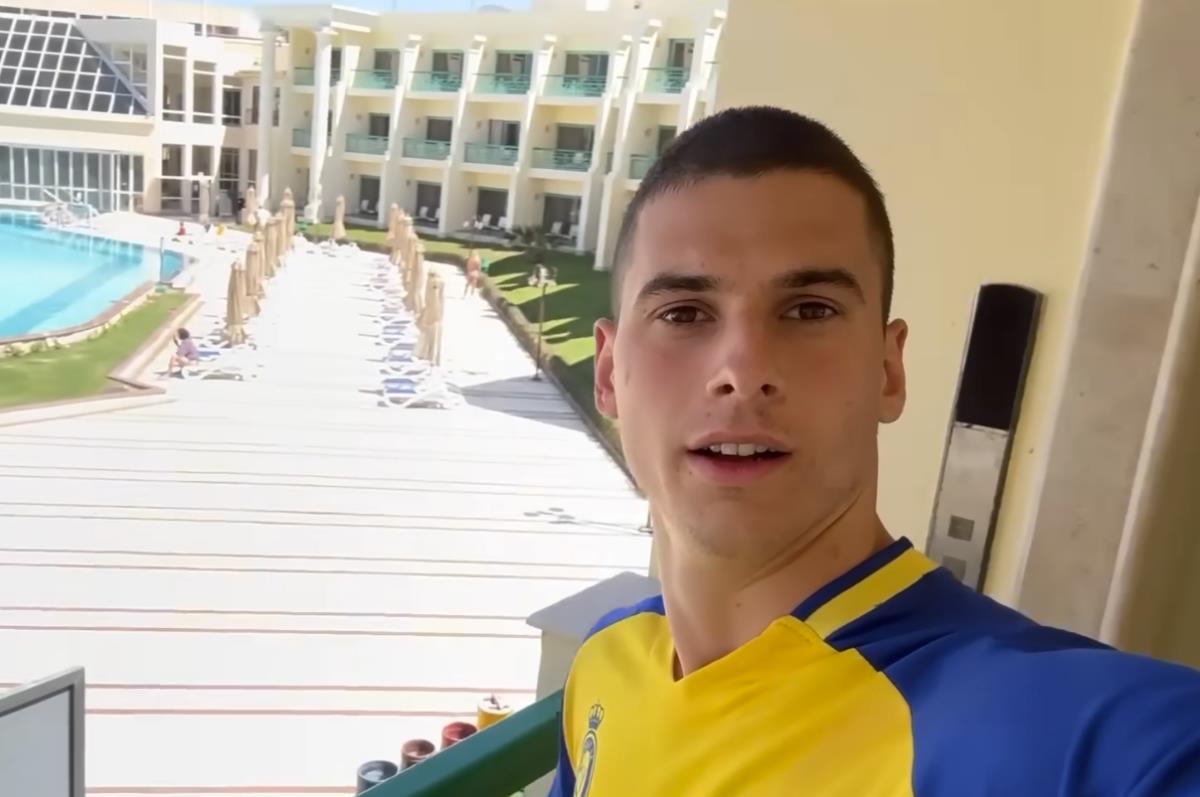 Jutjuber Bojan Simonović Simi (3).png