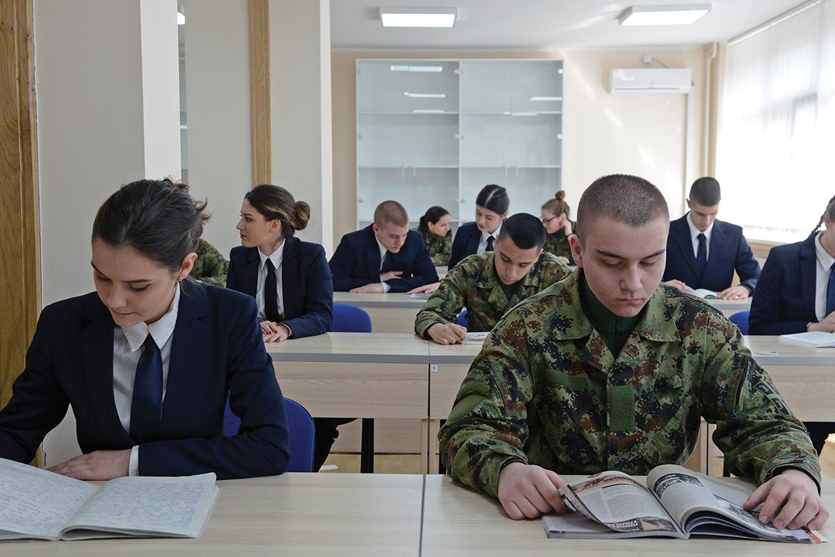 Konkurt za upis u vojne škole.jpg