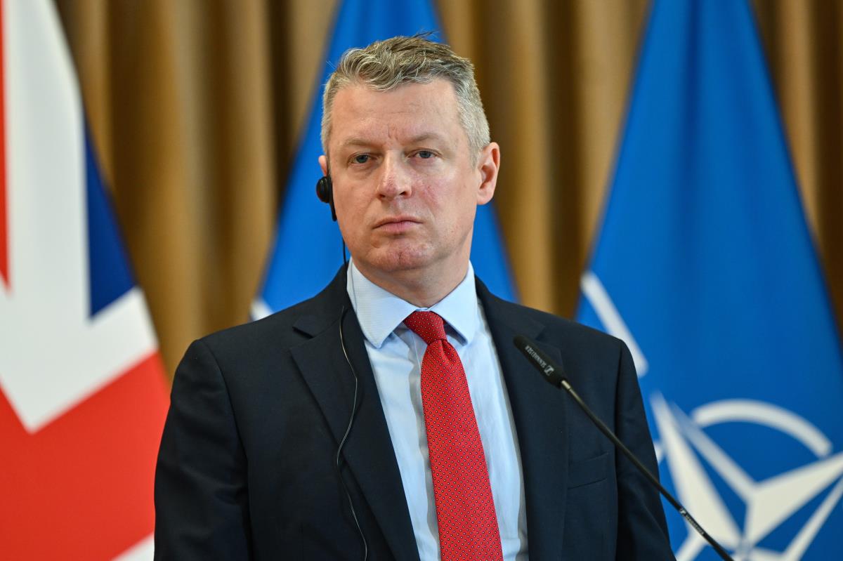 x06 EPA Art Service.jpg