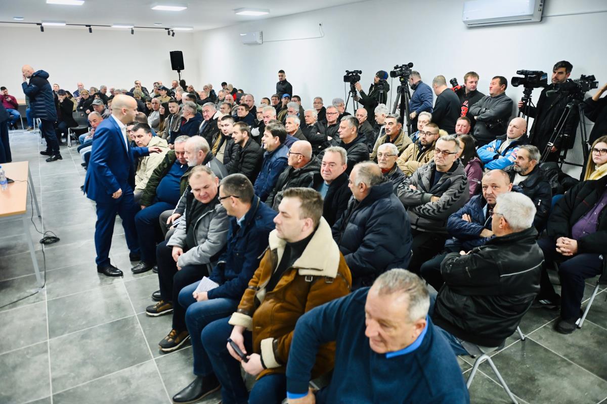 Aleksandar Vučić  (3).jpeg