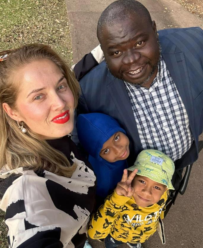 Marija Guljajeva i Lubinda Habazoka (5).PNG