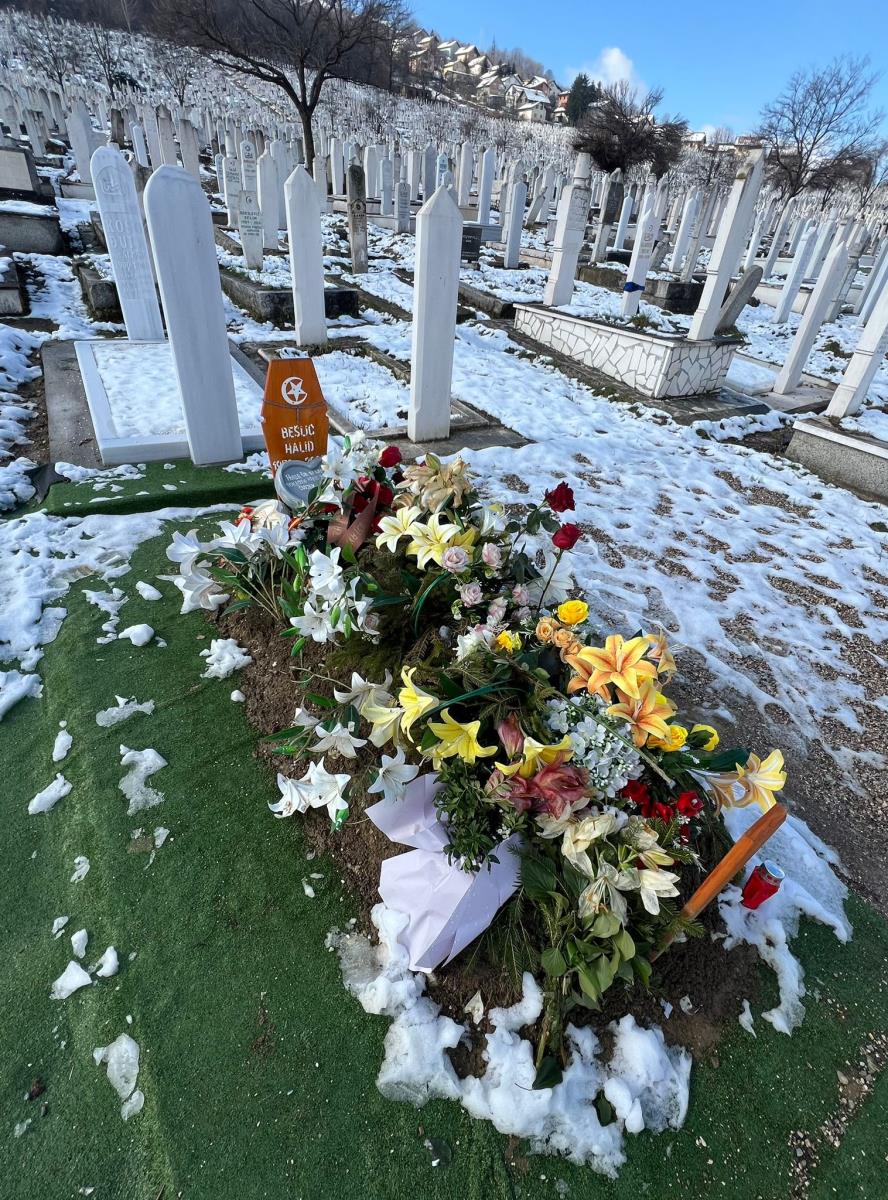 Halid Bešlić Groblje (7).jpeg