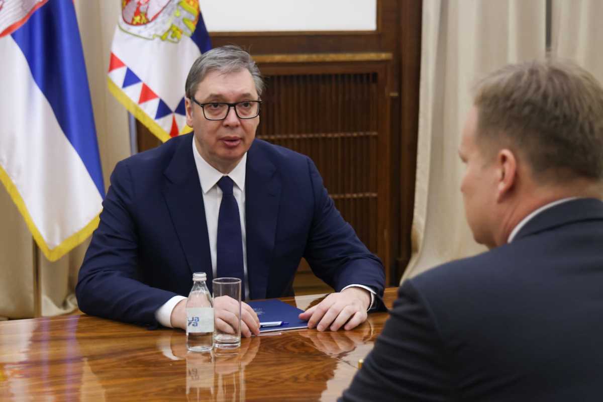 Aleksandar Vučić Peter Sorensen (3).jpeg