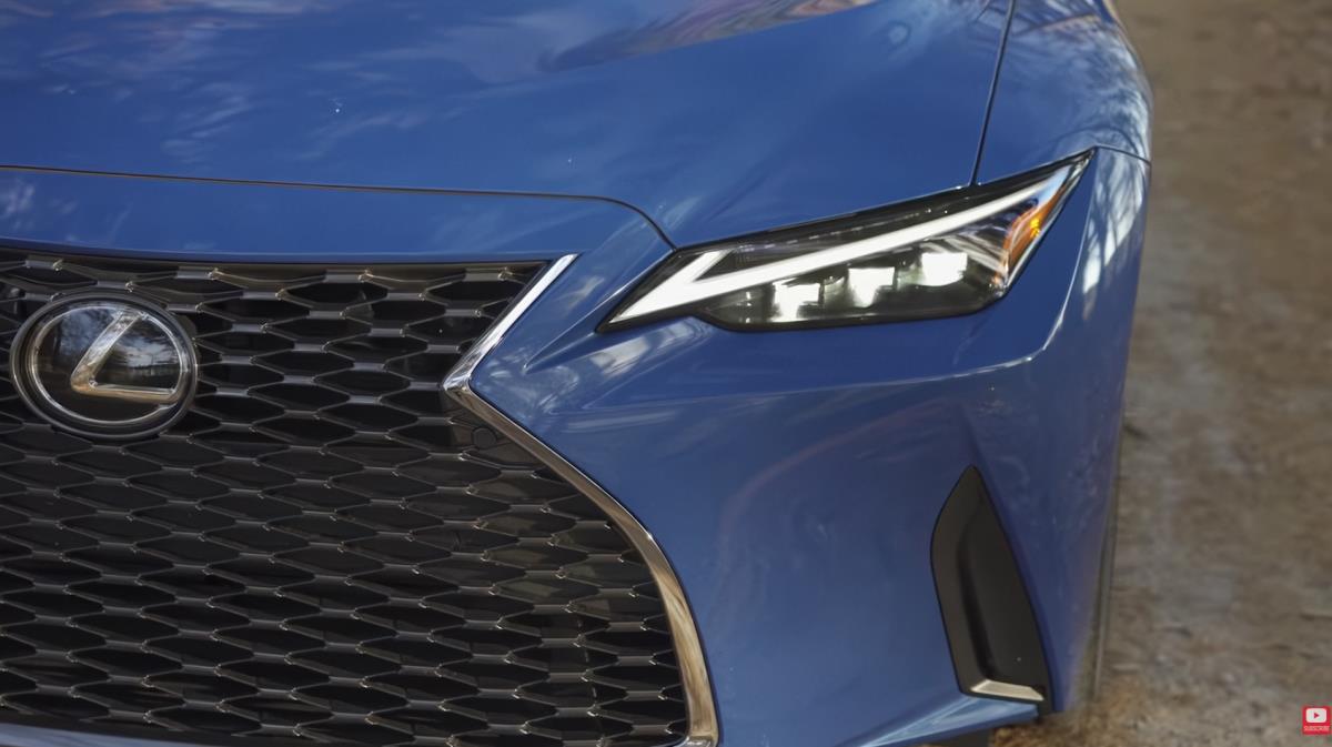 Lexus (5).jpg