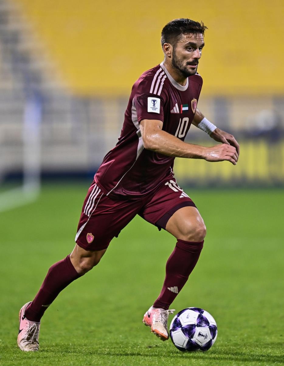 Dušan Tadić u dresu Al Vade