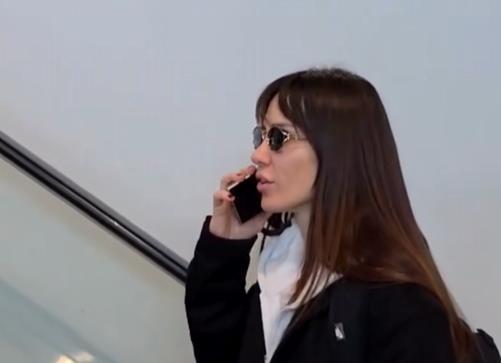 Nikolija Jovanović bez trunke šminke