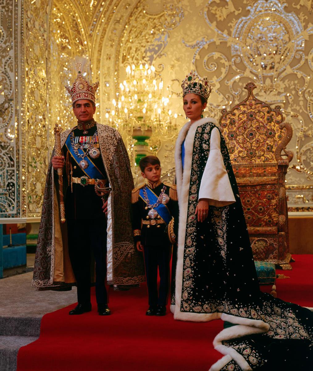 Mohamed Reza Pahlavi i Fara Pahlavi sa sinom
