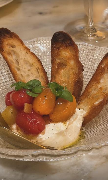 Đina Džinović u Dubaiju