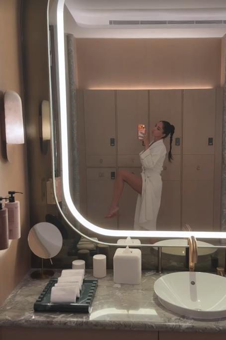 Đina Džinović u Dubaiju