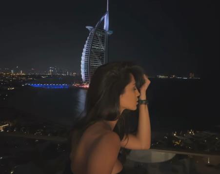 Đina Džinović u Dubaiju