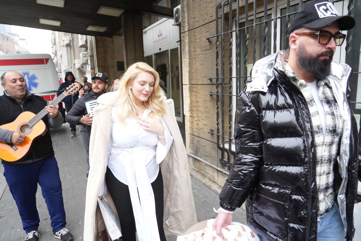 Nikolina Kovač izašla iz porodilišta