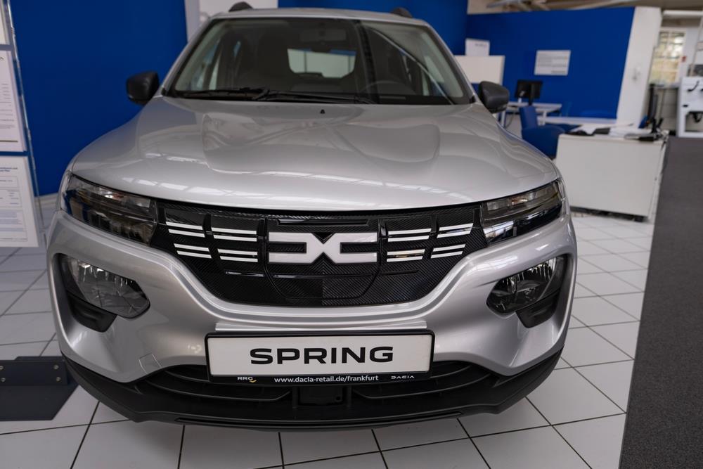 Dacia Spring (2).jpg