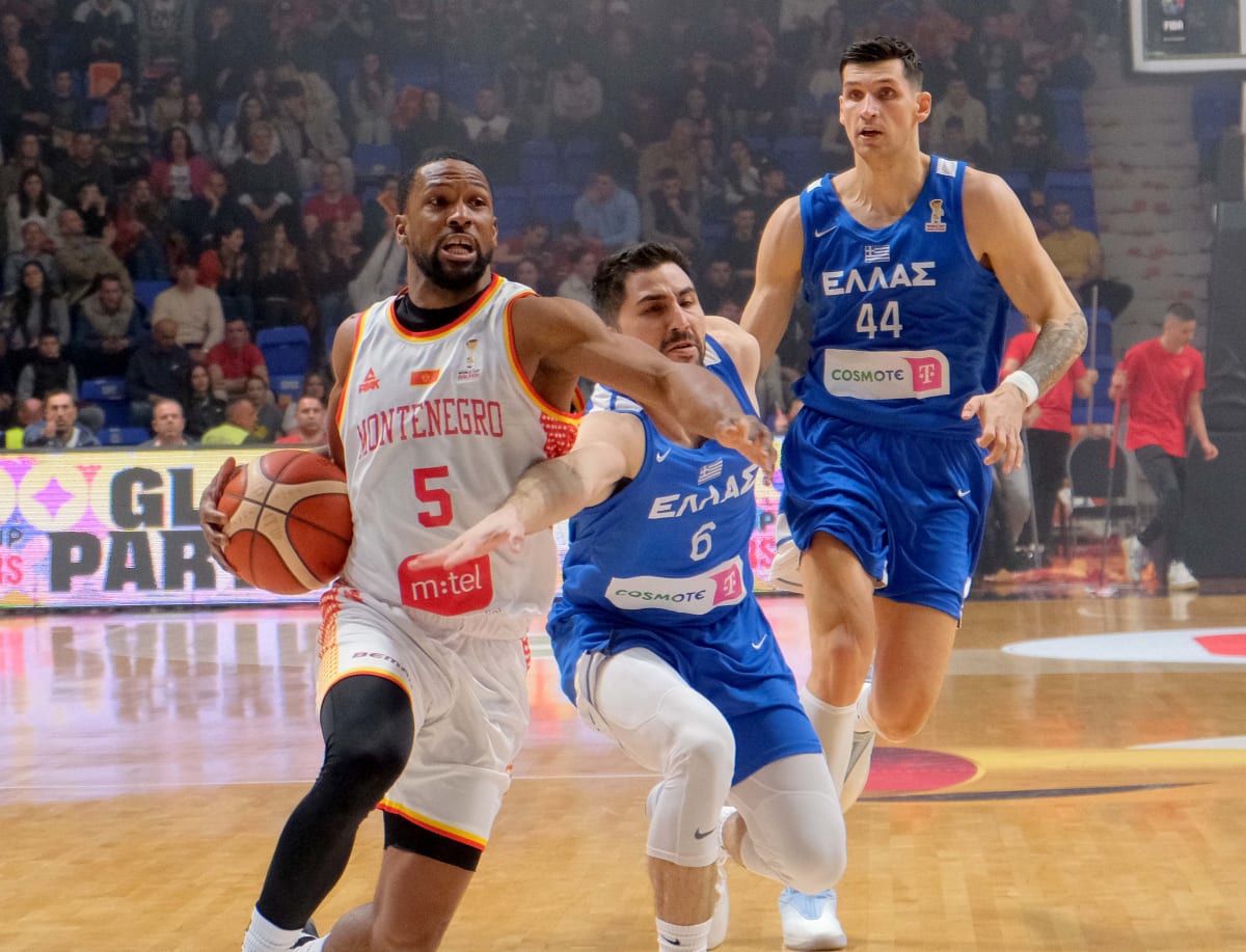 Košarkaška reprezentacija Crne Gore, Košarkaška reprezentacija Grčke