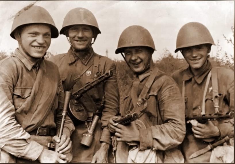 Dimitrij Božinkov sa ratnim drugovima