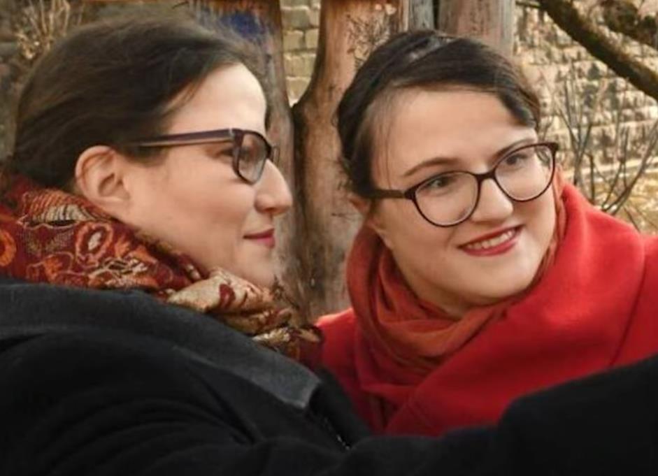 Sijamske bliznakinje Vilija i Vitalija - odrasle.jpg