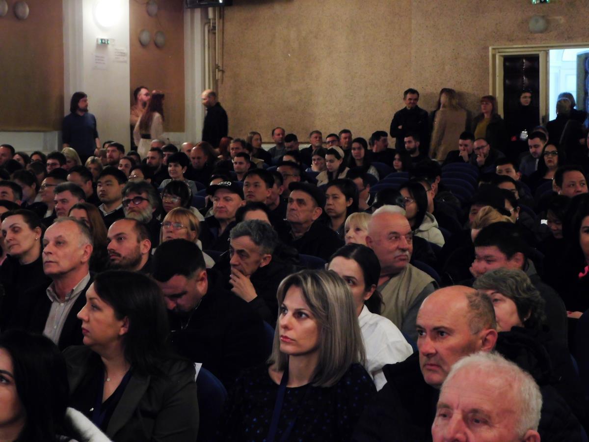 LOZNICA - Publika.JPG