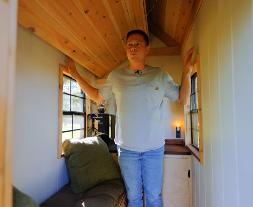 Mala kuća na točkovima - unutra