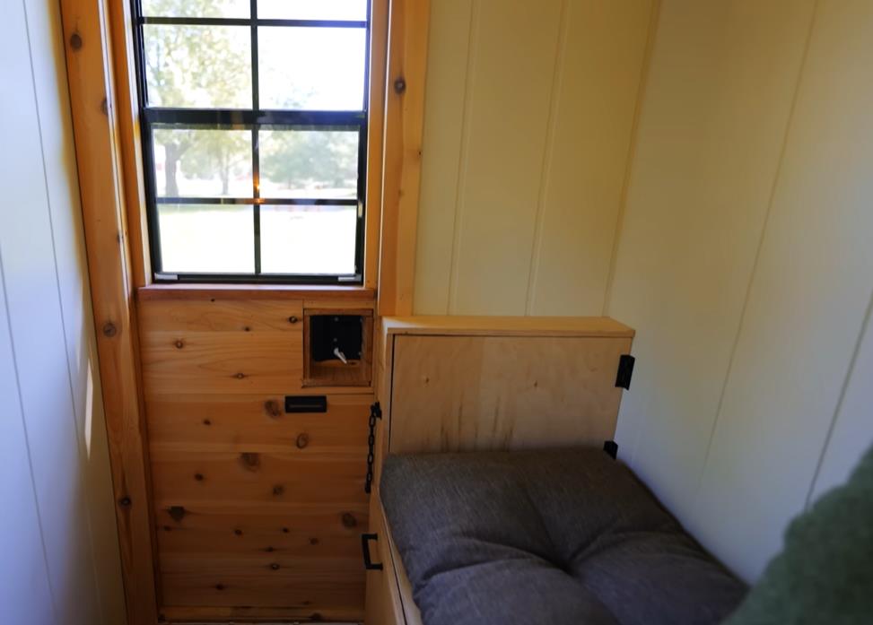 Mala kuća na točkovima - unutra