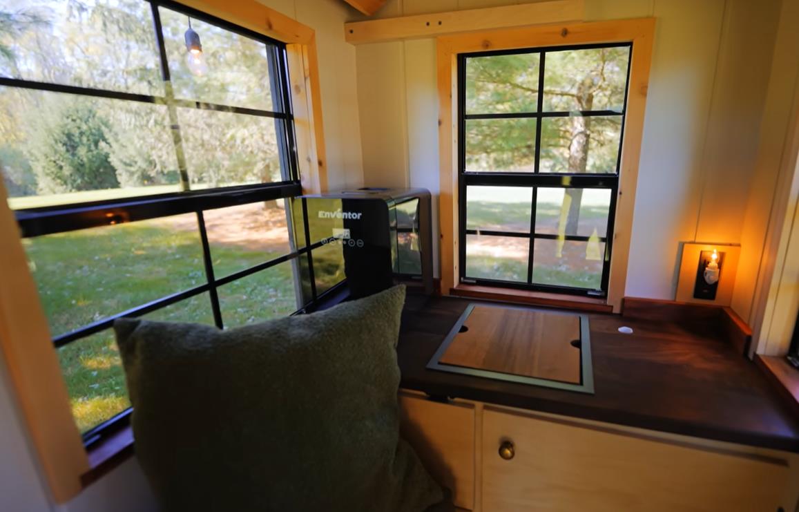 Mala kuća na točkovima - unutra