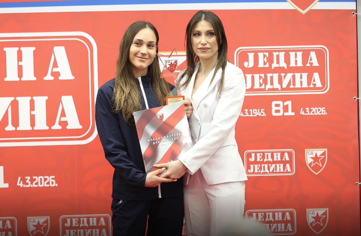 Milica Tomašević i Dijana Vukomanović na proslavi 81. rođendana SD Crvena zvezda