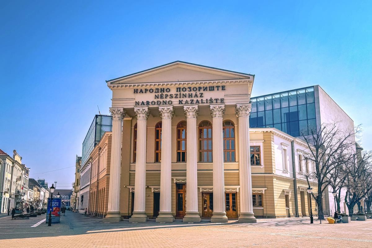 N. pozoriste Subotica.jpg