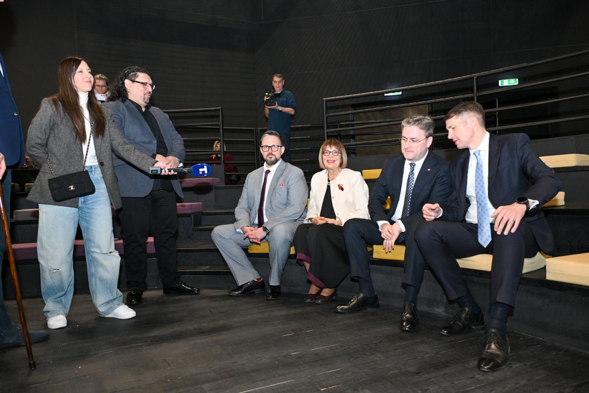 Otvoreno Narodno pozoriste u Subotici_05.jpg