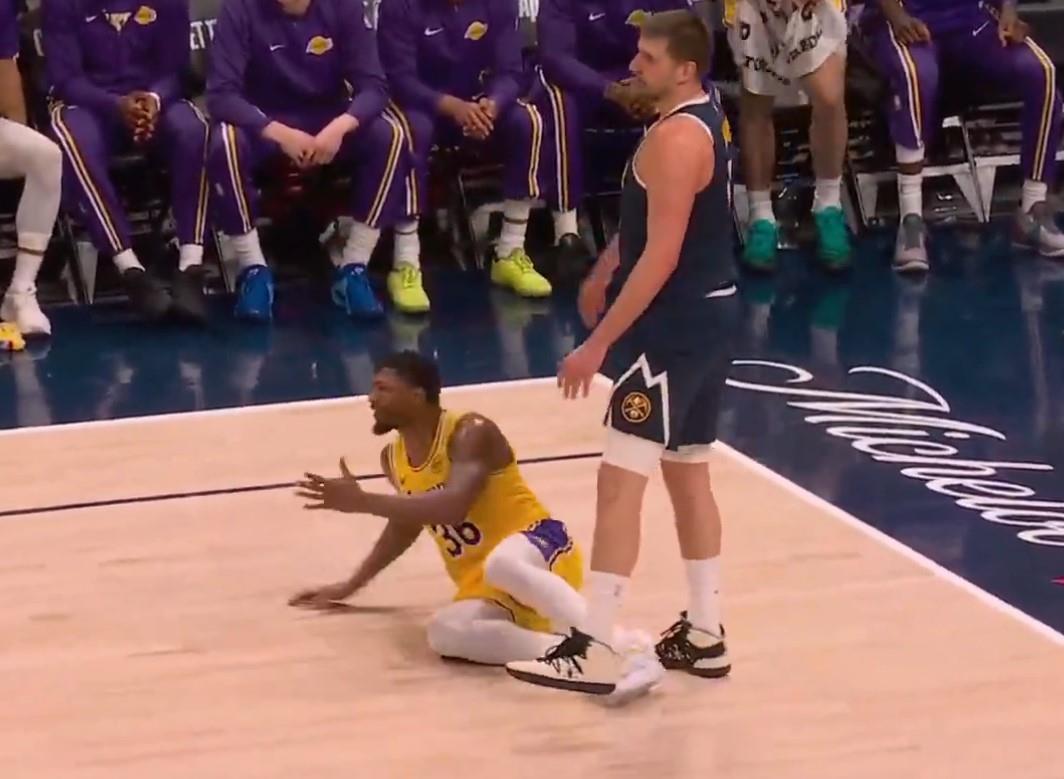 Jokić i Smart 7.jpg