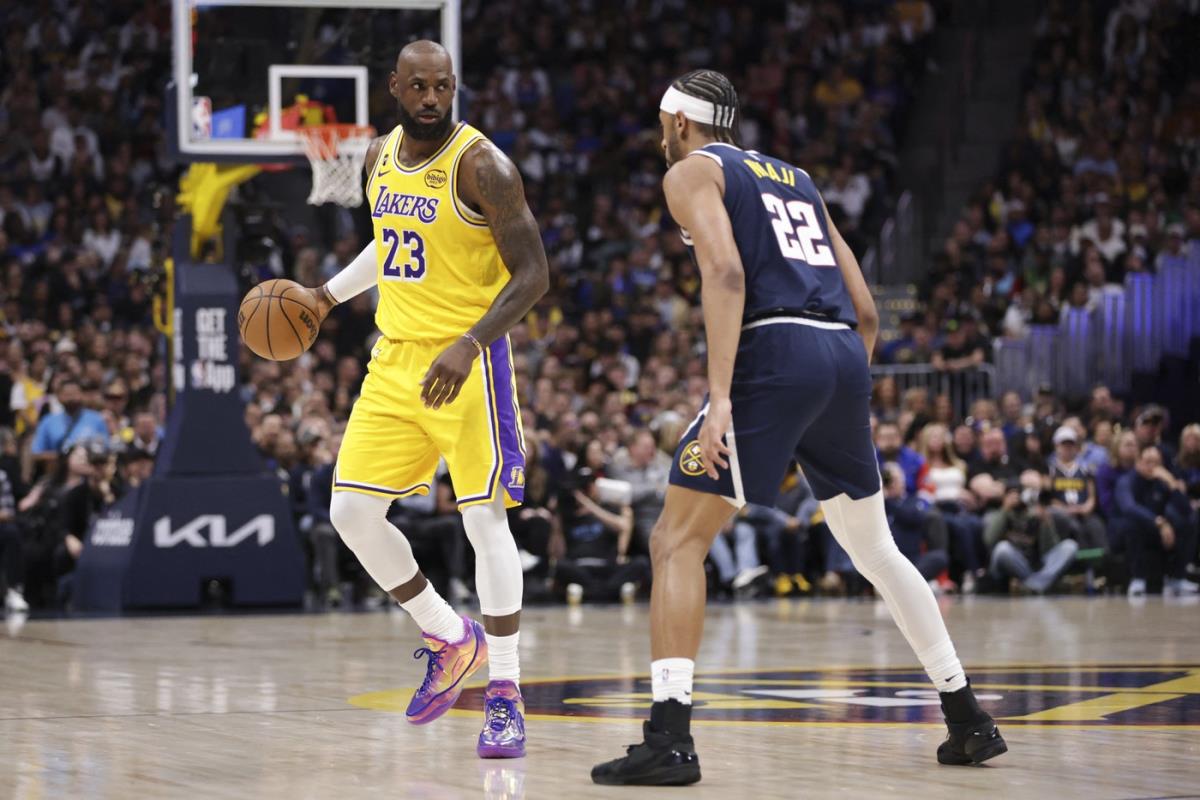 Lebron Džejms na meču Denver Nagets - Los Anđeles Lejkers