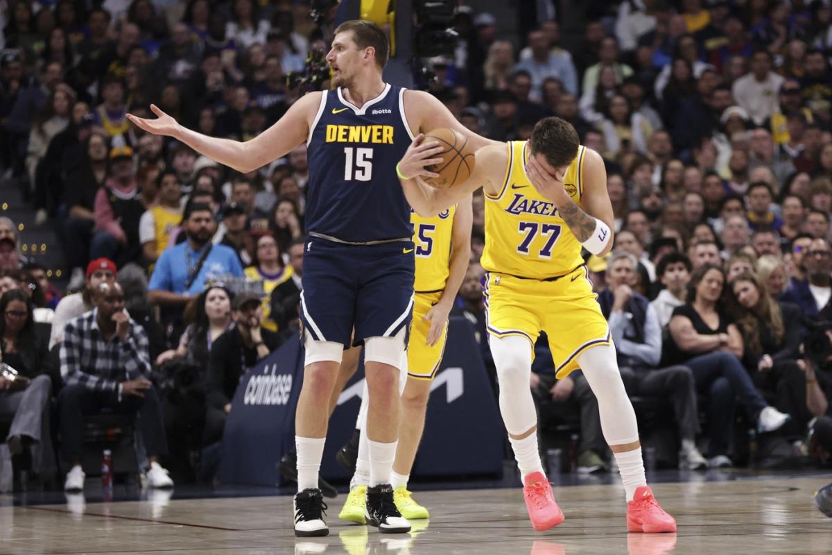 Nikola Jokić i Luka Dončić na meču Denver Nagets - Los Anđeles Lejkers