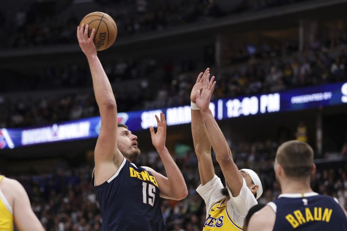 Nikola Jokić na meču Denver Nagets - Los Anđeles Lejkers