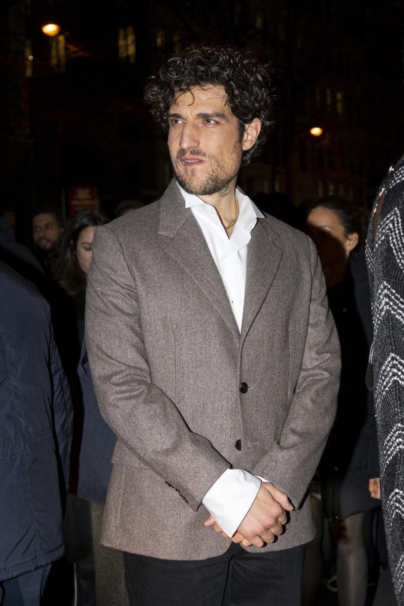 Francuski glumac Luj Garel na crvenom tepihu