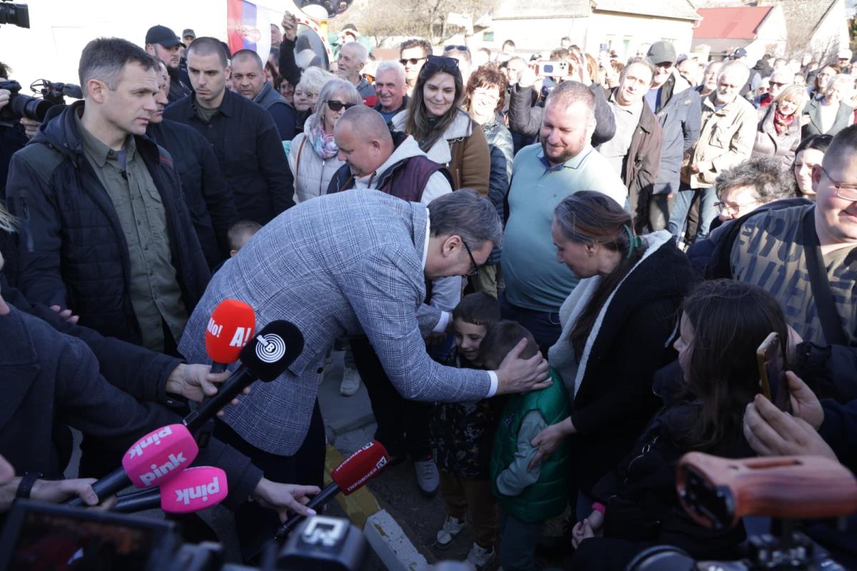 Aleksandar Vučić Crvenka  (7).jpeg