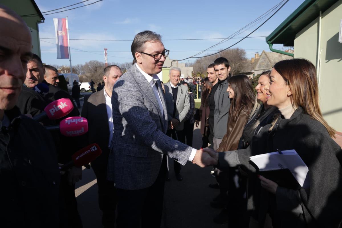 Aleksandar Vučić Crvenka  (15).jpeg