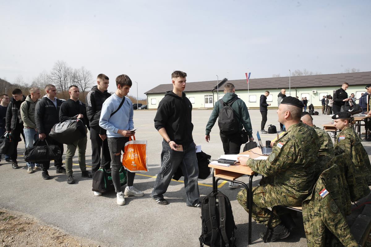 Hrvatska19 EPA Antonio Bat.jpg