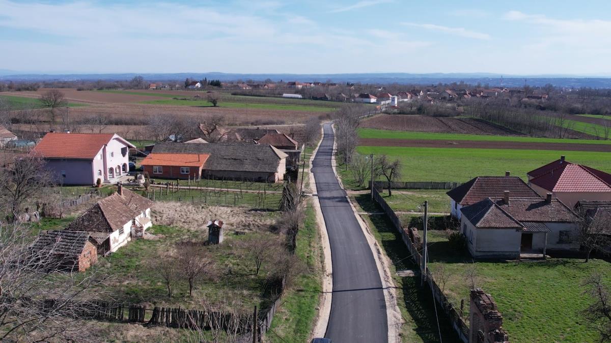 1773153294smederevska-palanka-kusadak-asfalt-fotorina.jpg