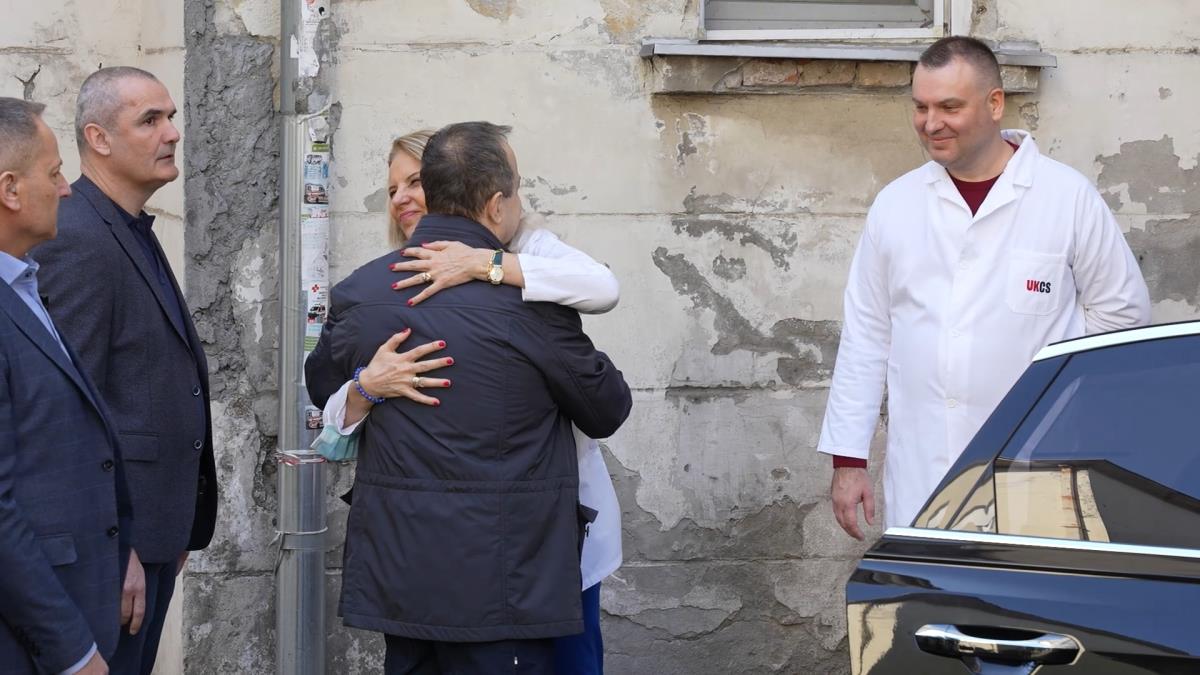 1773153944Dačić izašao iz bolnice - Foto -MUP Srbije - Printscreen (4).jpg