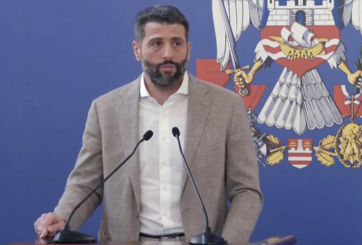 Aleksandar Šapić.png