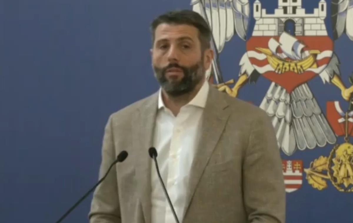 Aleksandar Šapić (1).png