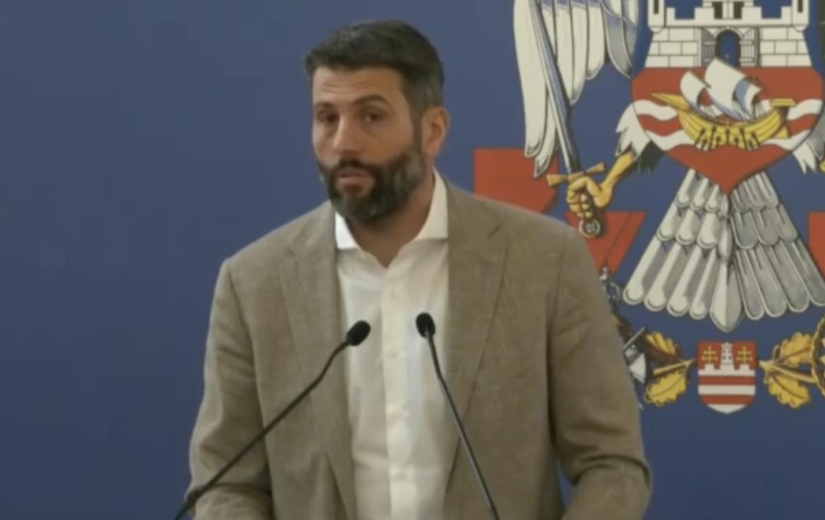 Aleksandar Šapić (3).png