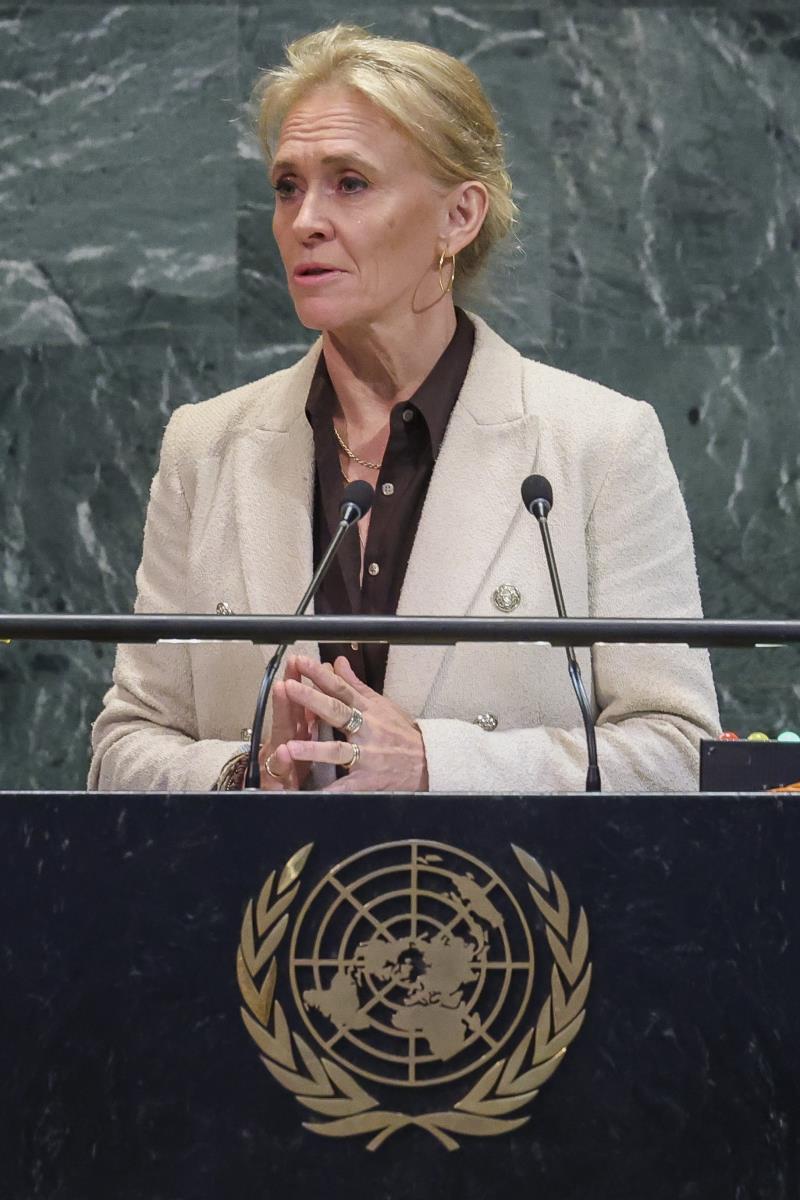 1Torgerdur Katrin Gunardotir01 EPA Sarah Yenesel.jpg