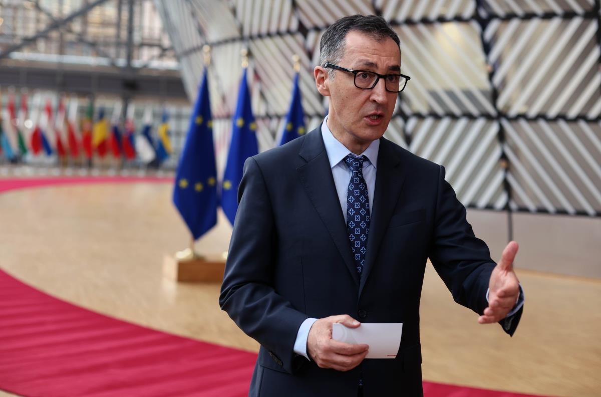 x EPA Olivier Hoslet.jpg