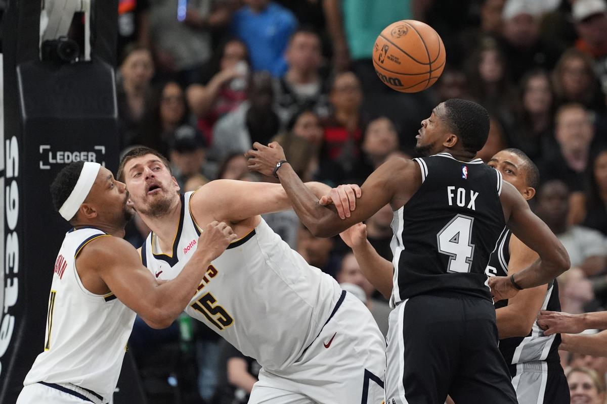 2806 AP Eric Gay.jpg