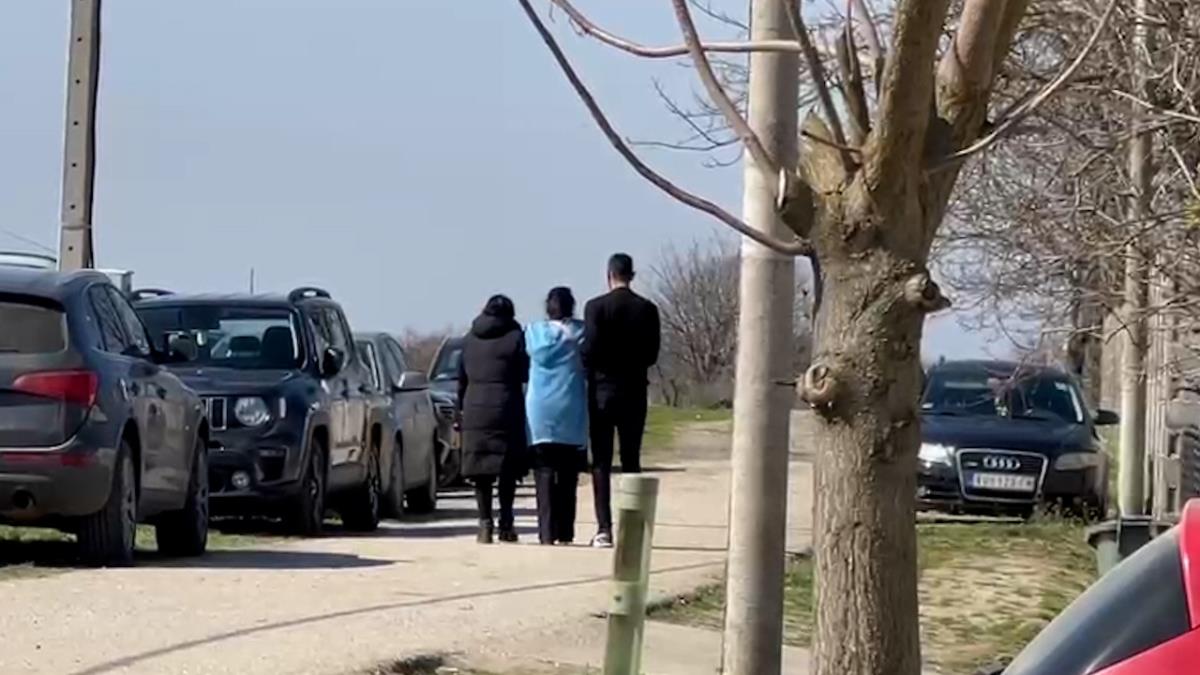 Sahrana Dragan Lazic Majka (3).jpg