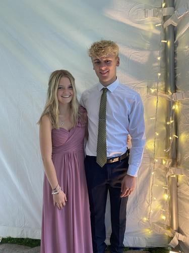 Imaju po 19 godina i već su kupili prvu kuću